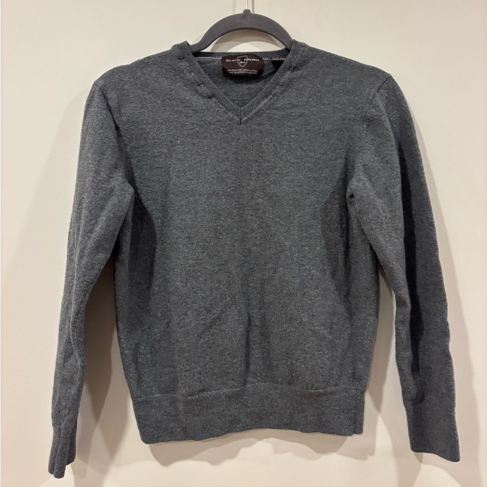 Black Brown 1826 100% Extra Fine Merino Wool V-Neck Sweater Grey Boy's Medium